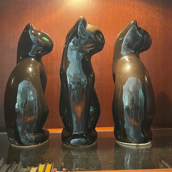 3 Green Eyed Black Cats - Picture 4 of 9